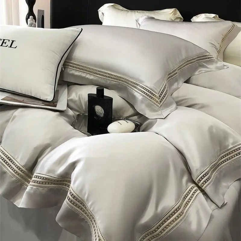 4Pcs Luxury Hollow Lace Wide Edge Bedding Set Silky Soft Glossy Skin-friendly Duvet Cover Set Bed Sheet Fitted Sheet Pillowcases