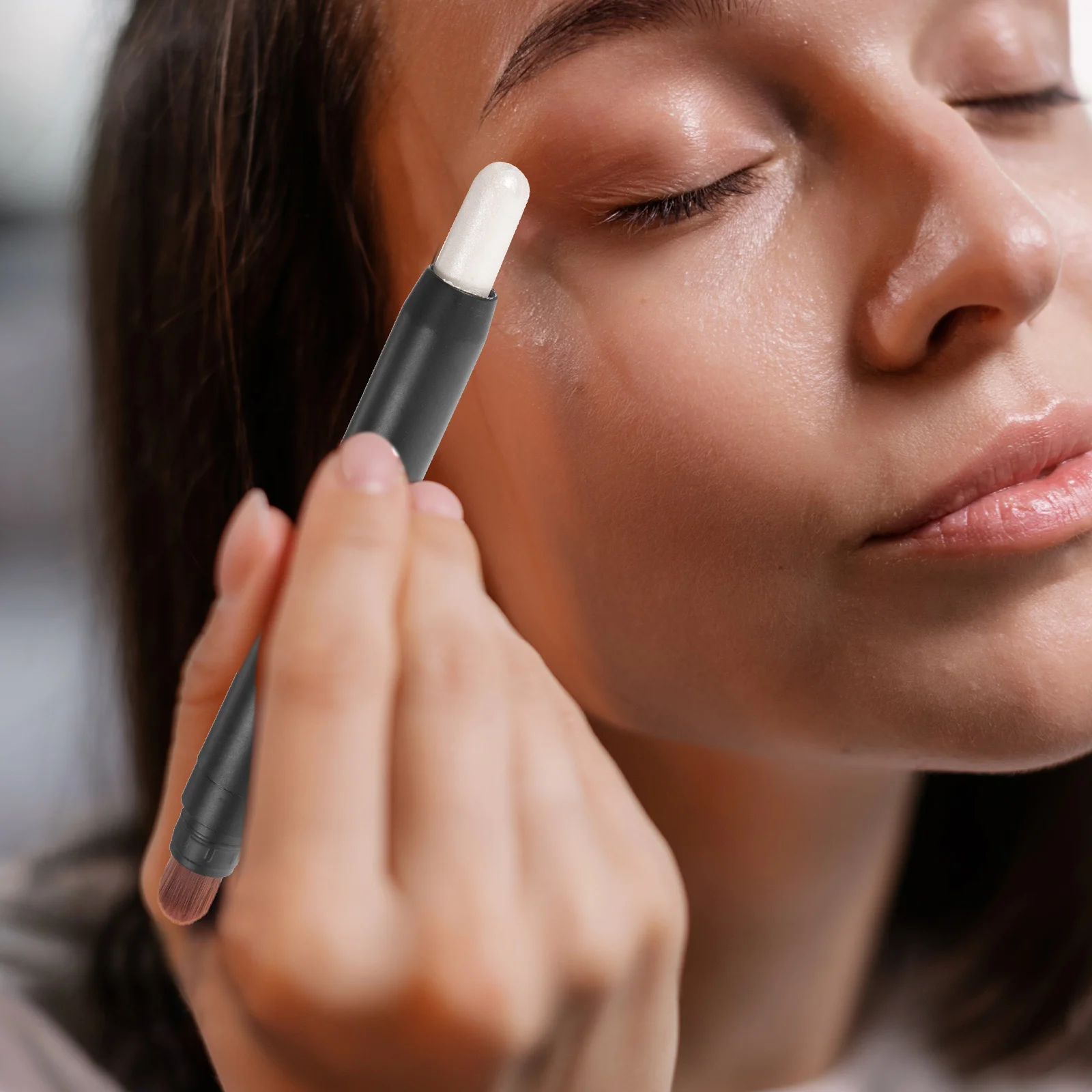 

Eye Shadow Stick Dual Ended Reusable Makeup Pen Soft Brush For Precision Application Long Lasting Eyeshadow Tool
