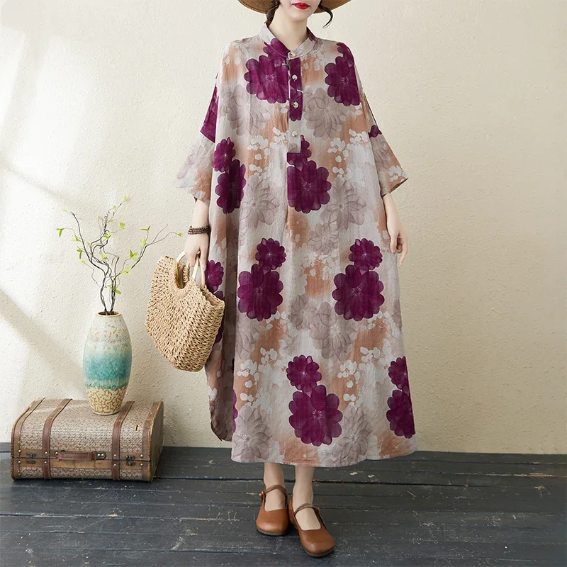 فستان نسائي جديد لربيع وصيف 2025 بتصميم فني عتيق من القطن والقنب مطبوع بياقة واقفة فستان فضفاض كبير للإجازات A400