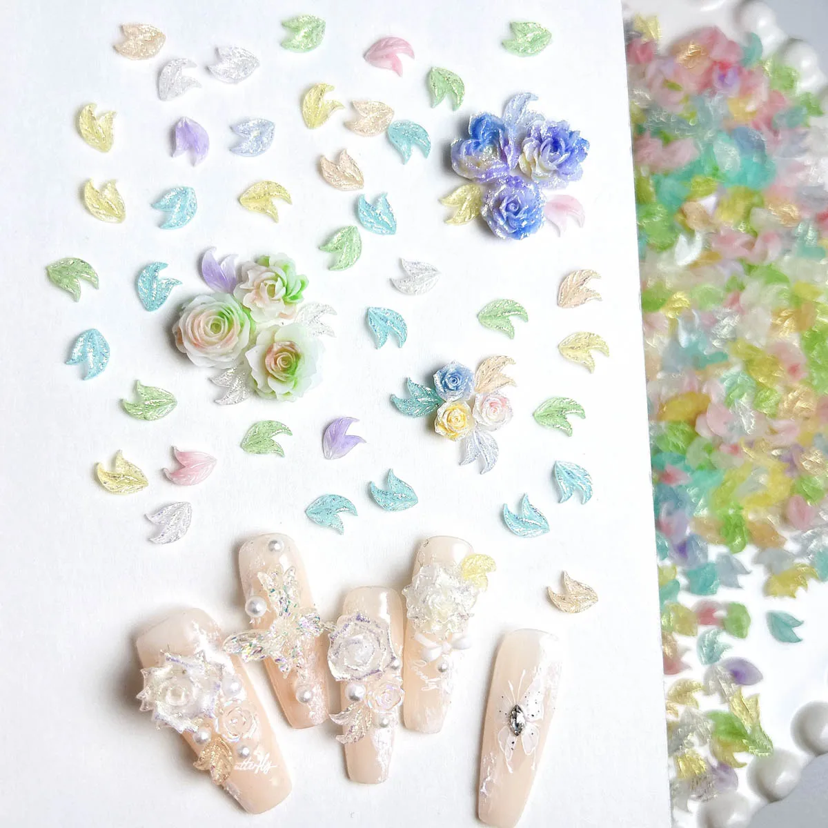 Mini pingente de resina de folhas coloridas translúcidas, fofo, luminoso, fino, brilhante, folhas duplas, decorações de arte de unhas para peças de unhas diy