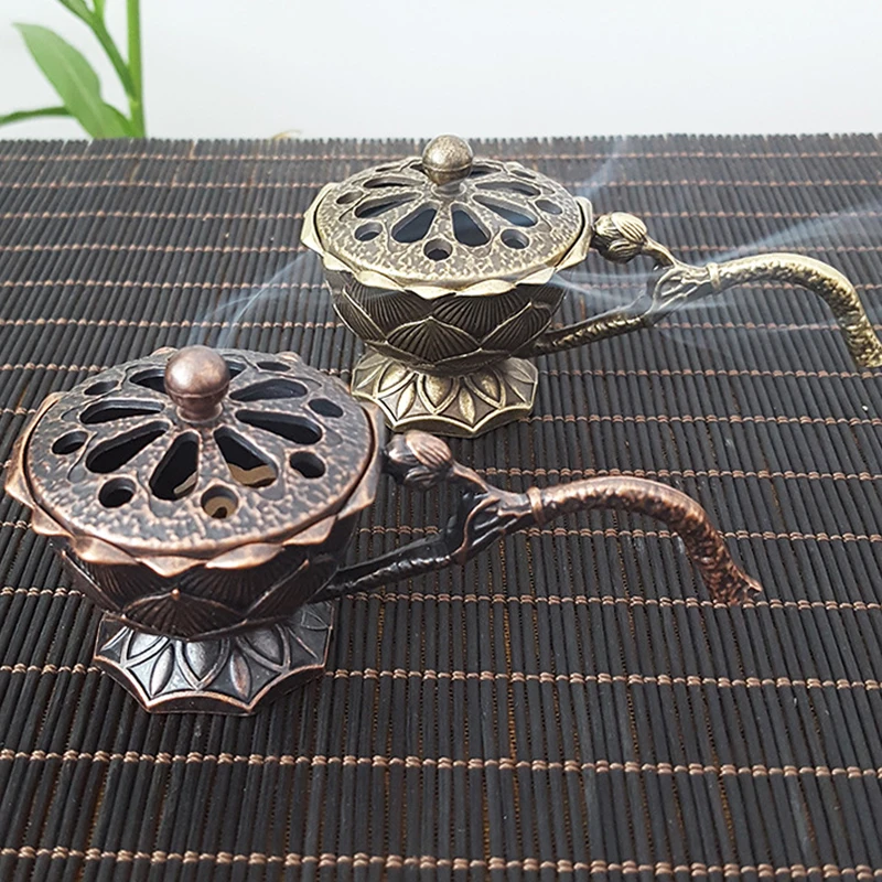 Bruciatore di incenso di loto in metallo ciotola porta incenso con manico Yoga meditazione decorazioni per la casa bruciatore di incenso in lega di stile antico