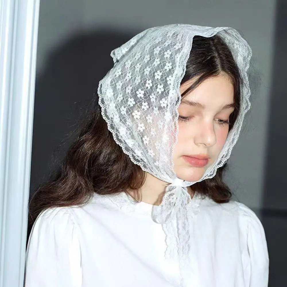 

Embroidered Lace Triangle Headscarf White Hollow-out Hair Bandana Pastoral Style Woven Floral Hair Scarf Wraps Hair Accessories