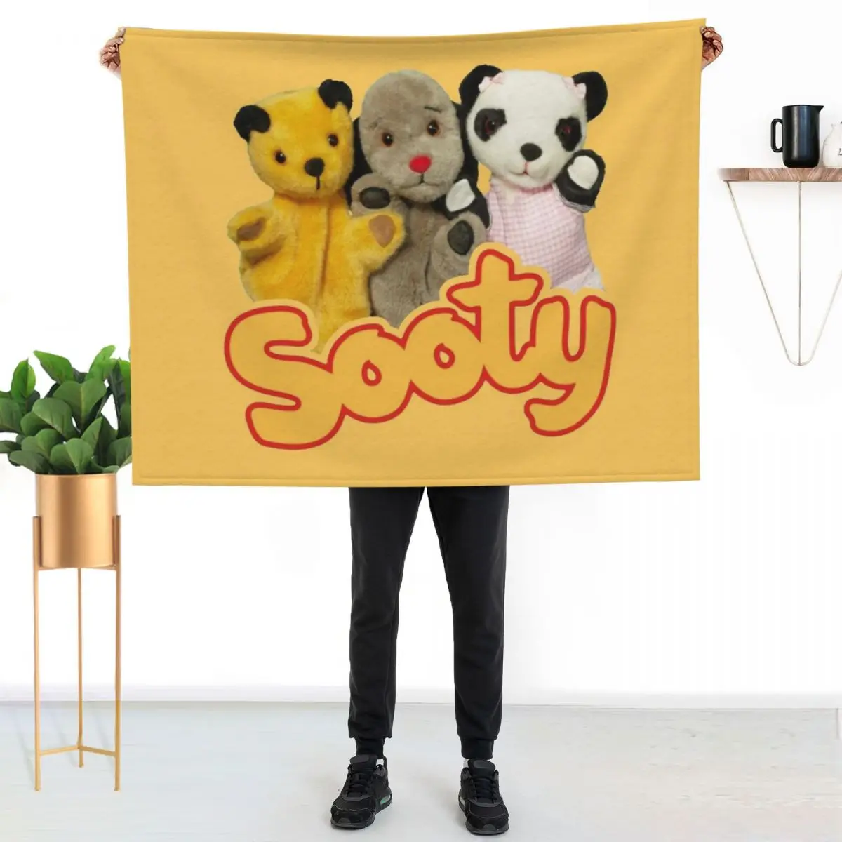 

Sooty and sweep Throw Blanket Portable Lightweight Blanket for Travel Camping
