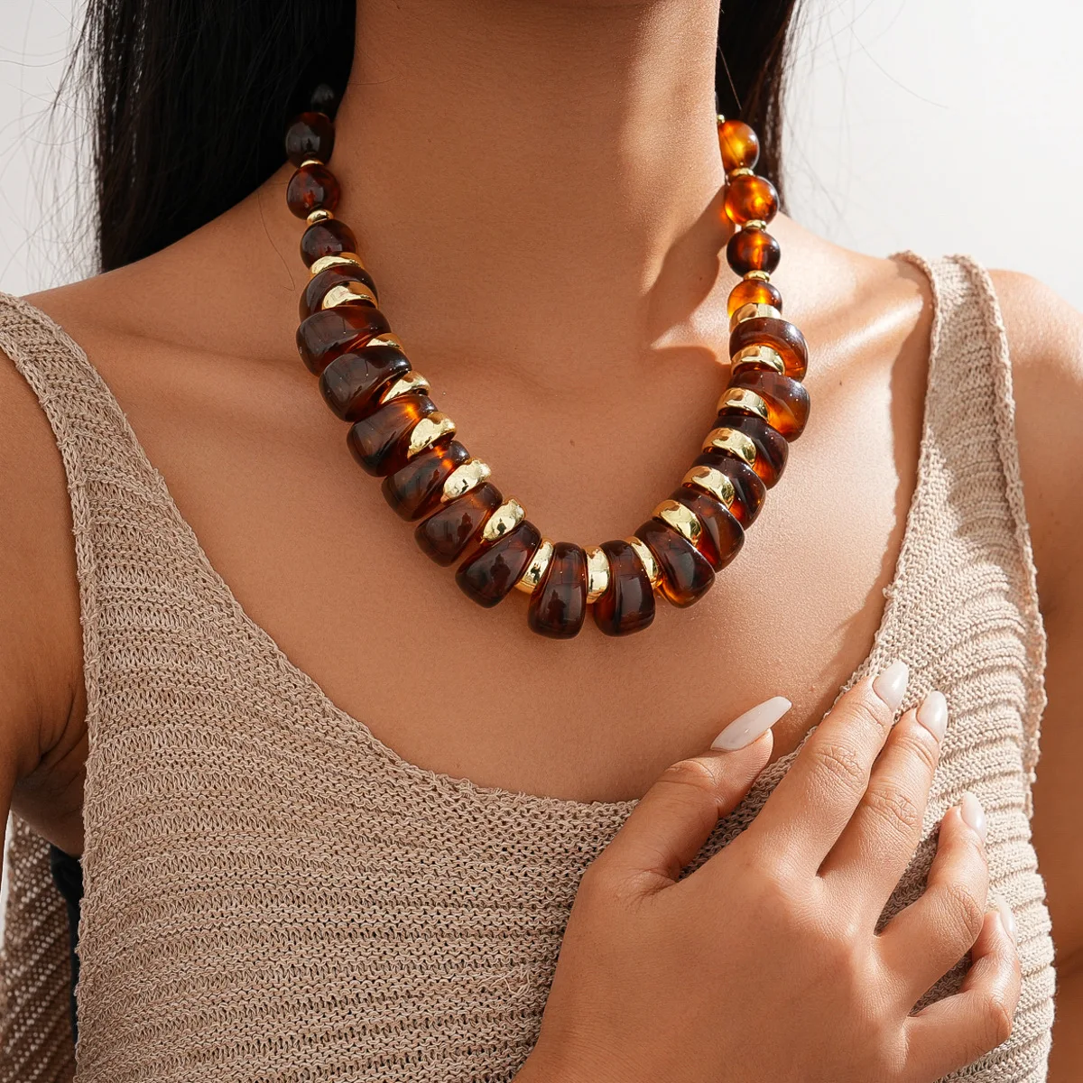 6 Colors Resin Geometric Beads Acrylic Chokers Necklaces Popular Vintage Smudging Resin Necklace Massive Neck Chain for Women