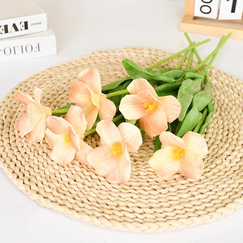 

Simulation Tulip Artificial Tulip Flowers False Fake Bouquet Wedding Flower Arrangement Decoration Gift For Friend Good Mood