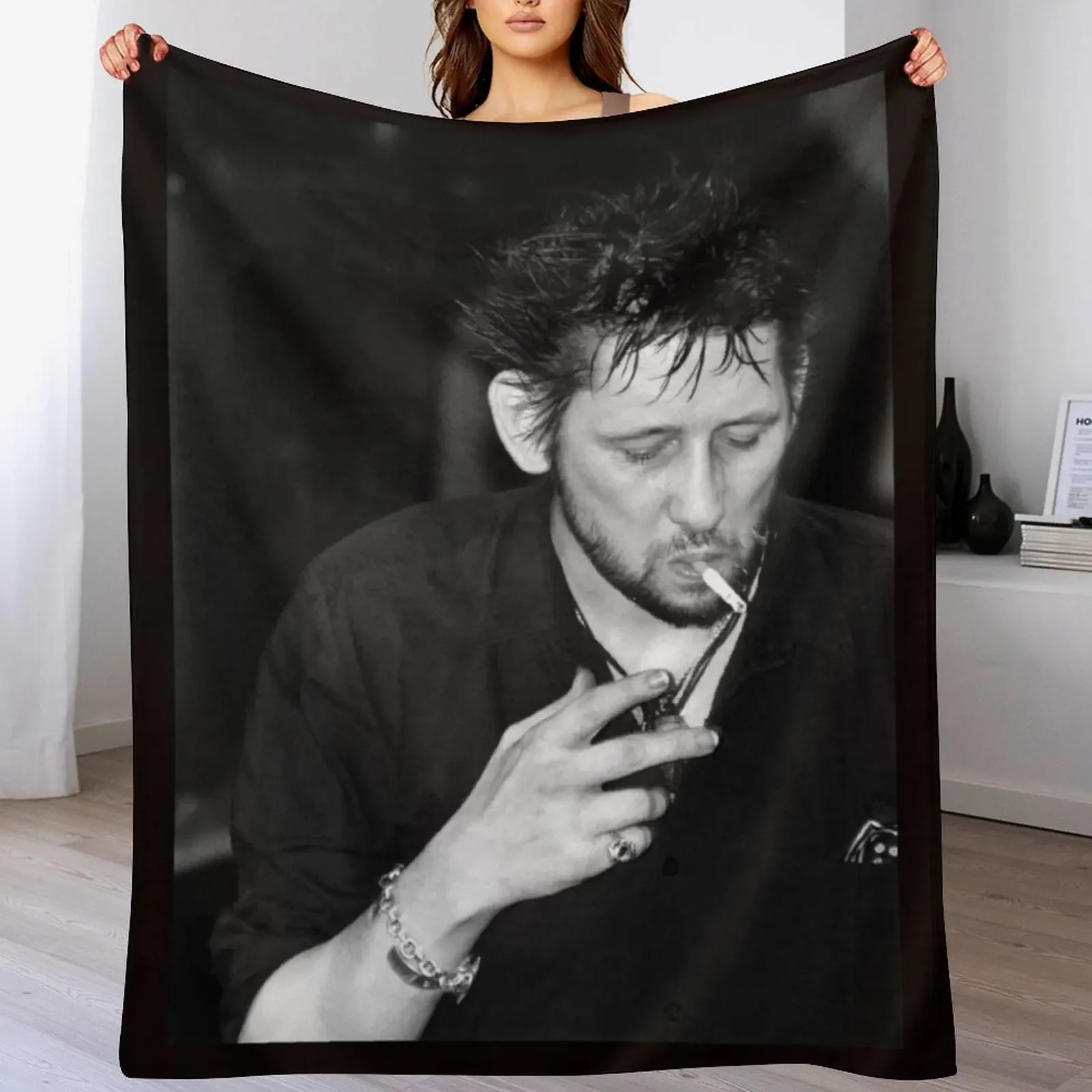 Shane MacGowan Smoking I Throw Blanket Personalized Gift Blankets For Baby Luxury Designer Blankets