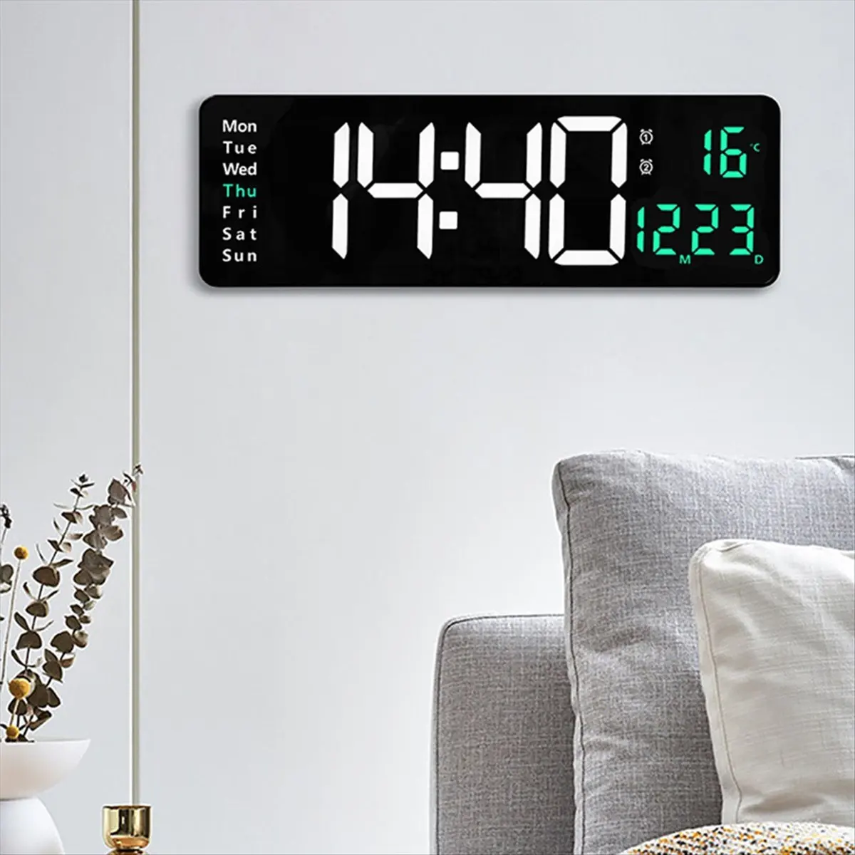 A26Z Large Digital Wall Clock Remote Control Temp Date Week Display Power Off Memory Table Clock Wall-Mounted Dual Alarms