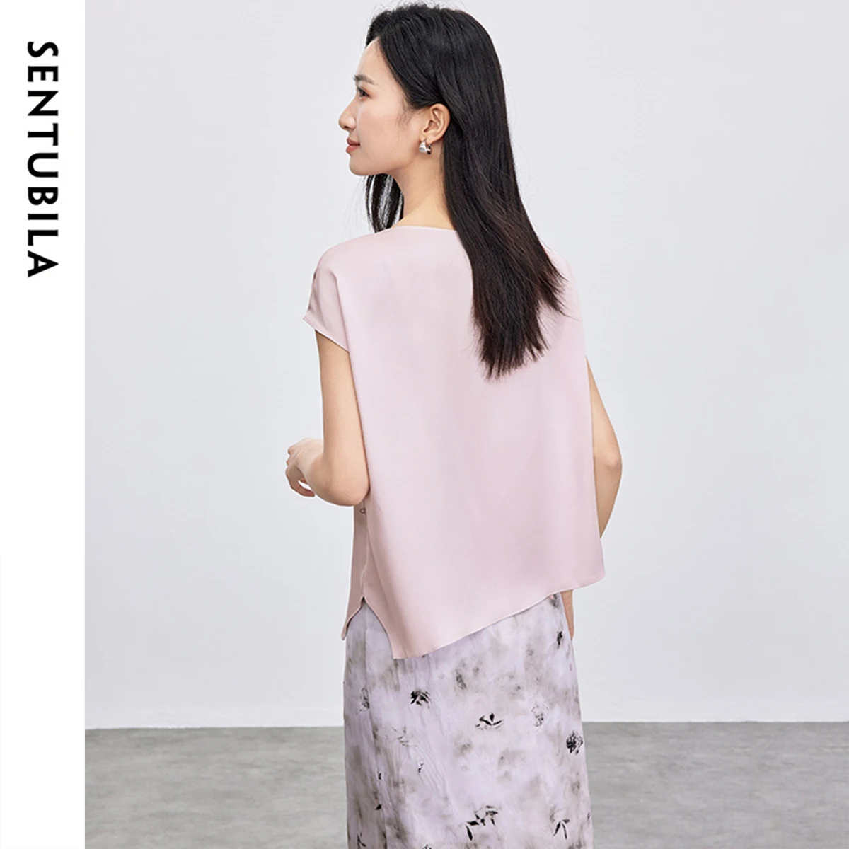 SENTUBILA Batwing Sleeve Chiffon Blouse Women 2025 Irregular Elegant Casual O Neck Solid Color Basic Female Shirt 152V59190