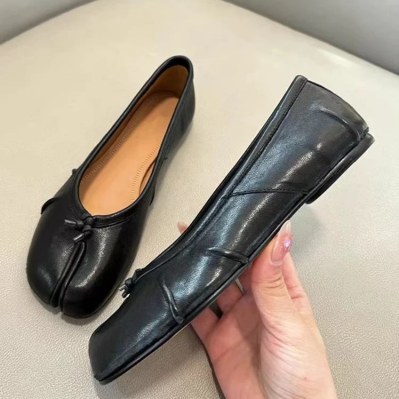

Fashion Split Toe Women Ballet Flat Shoes Soft Comfortable Walking Footwears Retro Slip-on Loafers Ladies Office No Slip Shoes