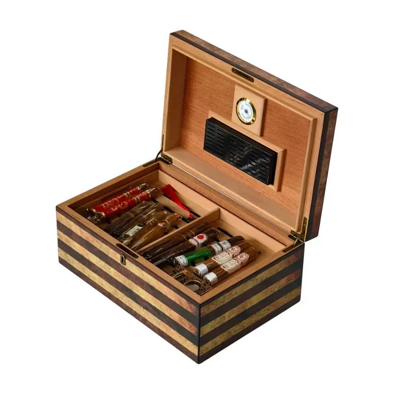 Premium Cedar Wood Cigar Storage Box with Built-in Humidifier for Optimal Preservation and Freshness