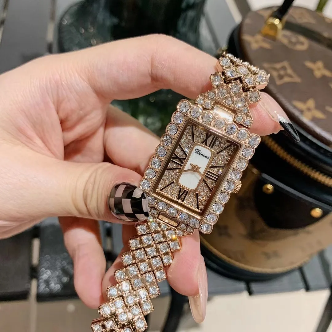 

Vintage Roman Numbers Square Crystals Watches Women Elegant Full Zircons Bracelets Wrist watch Quartz Analog Clocks Waterproof