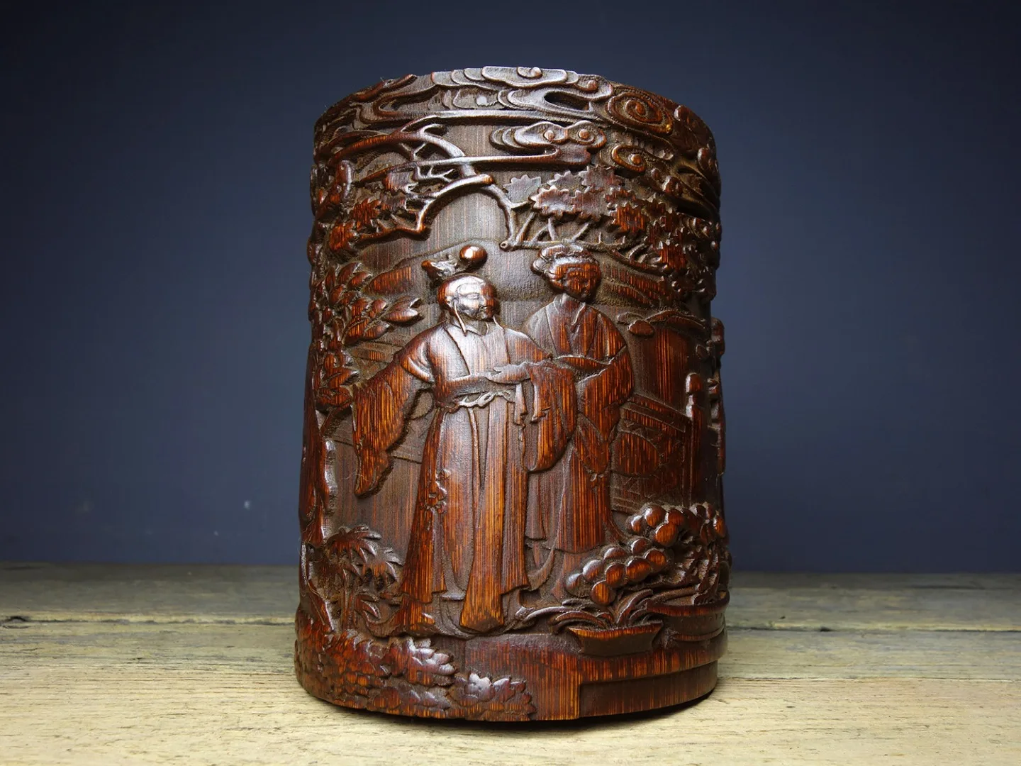 Classical bamboo carving precision carving Dream of Red Mansions pen holder office desktop decoration ornaments