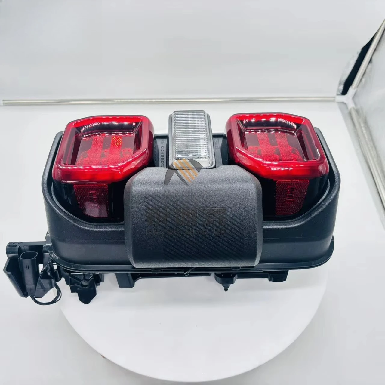 High Quality Auto Lighting System Car Right Taillight Raptor Series N2DZ-13404-A for Fo-rd Br-onco