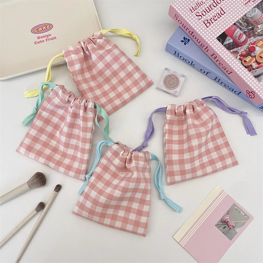 

Pink Checkered Cute Drawstring Bag Jewelry Dust Bag Travel Packaging Organizer Cosmetic Bag Travel Packing Cubes Drawstring Bags