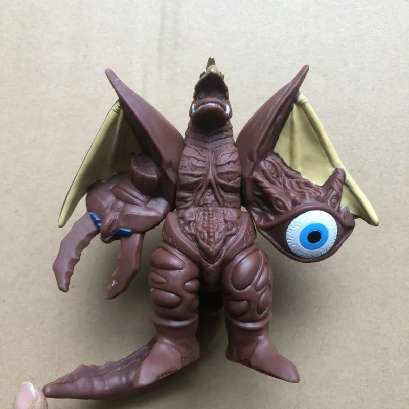Bandai Galaxy Ultraman e Monster Figura de vinil macio, modelo de ação colecionável articulado em massa para adultos em estoque