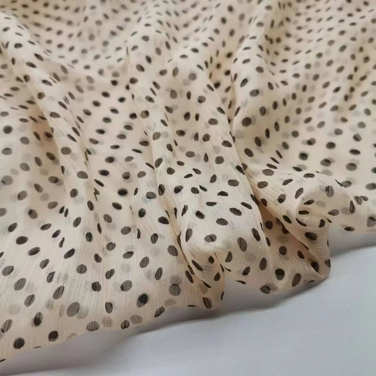 

Dot Pure Silk Chiffon Fabric Width 135cm Soft 6mm Dress Scarf DIY Sewing Material