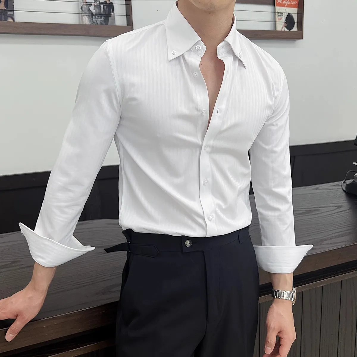 Men's Long Sleeve Slim Fit Shirt with Dark Stripe Pattern Point Collar for Casual Versatile Stylish British Style Youthwear