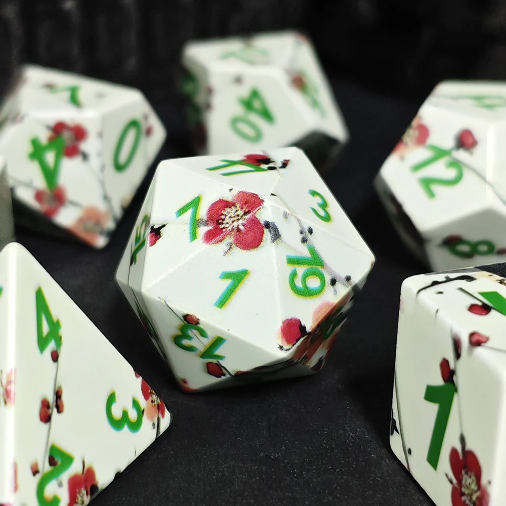 7Pcs/set Beautiful Plum Blossoms Sharp Pattern Dice with Ractangle Tin Box for Club Bar KTV Home Decoration Games Accessory
