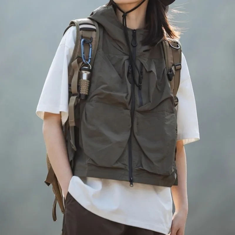 American-style outdoor hooded vest for men and women, functional three-dimensional pocket design, casual and cool coat
