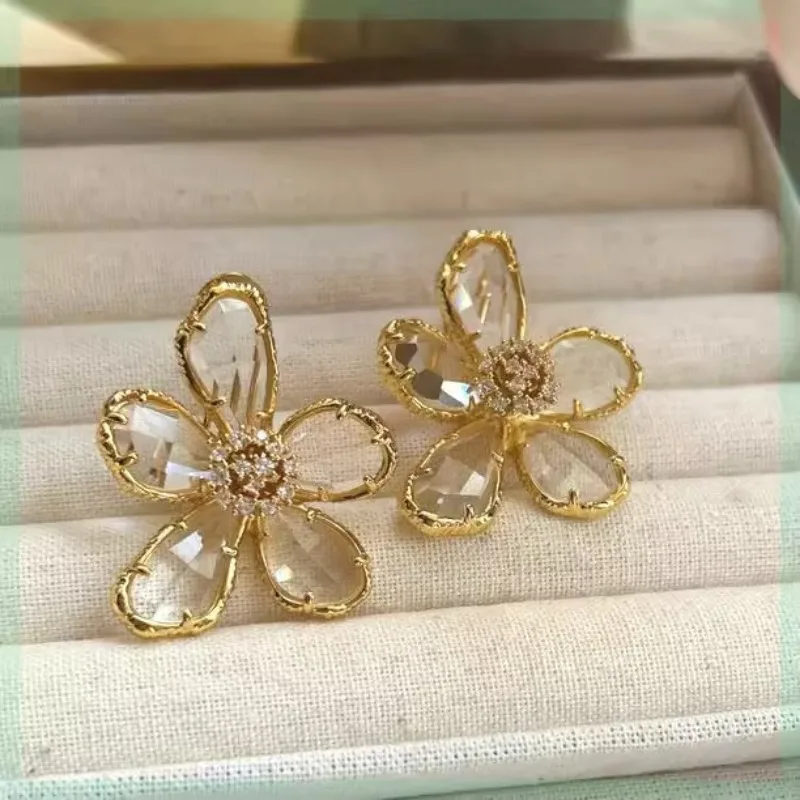 2024 Originality Vintage High Quality Transparent Crystal Flower Stud Earrings Jewelry Women Temperament Luxury Jewelry Gift