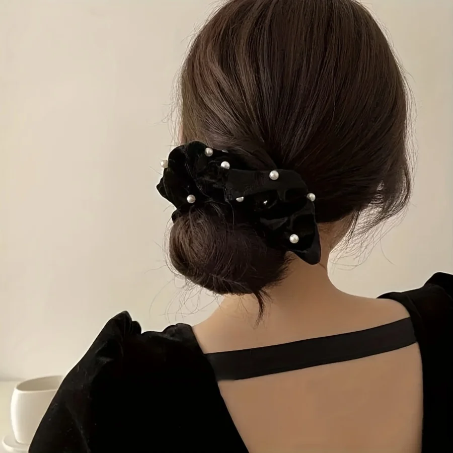 2 Stück französischer Stil, schwarze Satin-Perlen-Plissee-Haargummis, Vintage-elegante Haar-Accessoires, weiche Haarbänder für den täglichen Gebrauch von Frauen – Detail 4