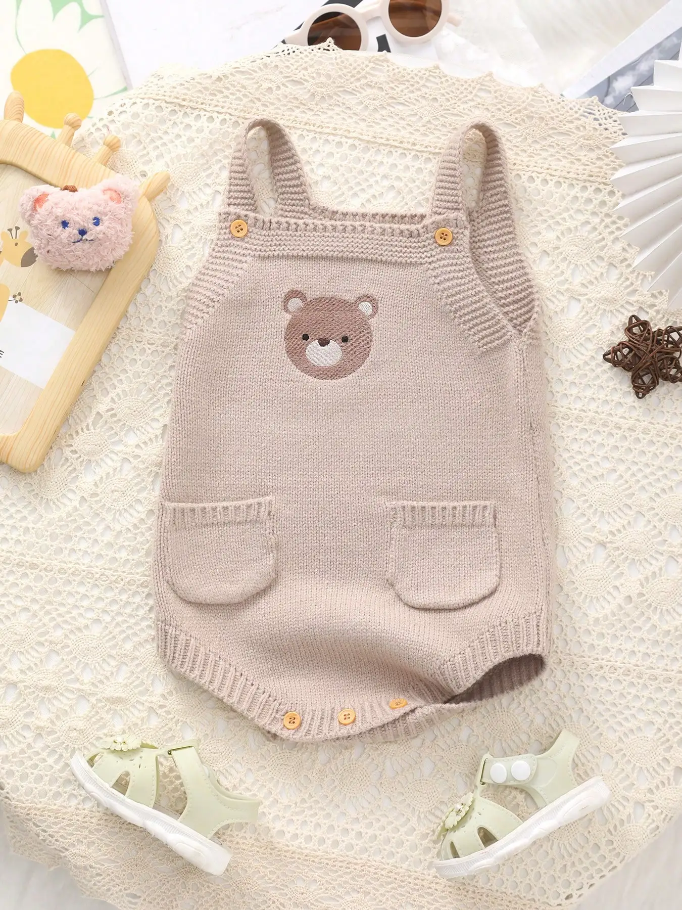Baby Boy's Summer Retro Childlike Bear Embroidery Pattern Knitted Suspender Triangle Romper