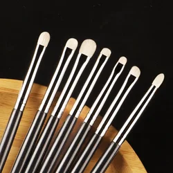 1pc White Pony Hair Eyeshadow Makeup brushes Small Smudge Precision Crease Detail Bevel Eye Shadow Make up brush Liner Lip