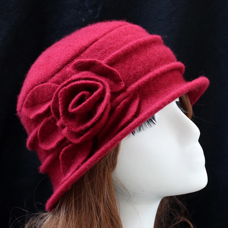 New Middle Aged Ladies Wool Hat Mom Hat Beret Autumn Winter Warm Women\'s Vintage Elegant Flower Knitting Basin Cap Flat Caps