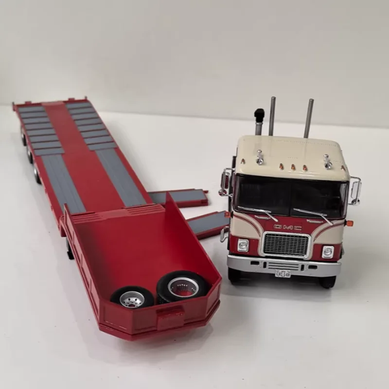 IXO 1/43 Schaal GMC Astro Legering Automodel Statische Collectie Versierd Vakantiegeschenken Speelgoed Souvenir Cadeau