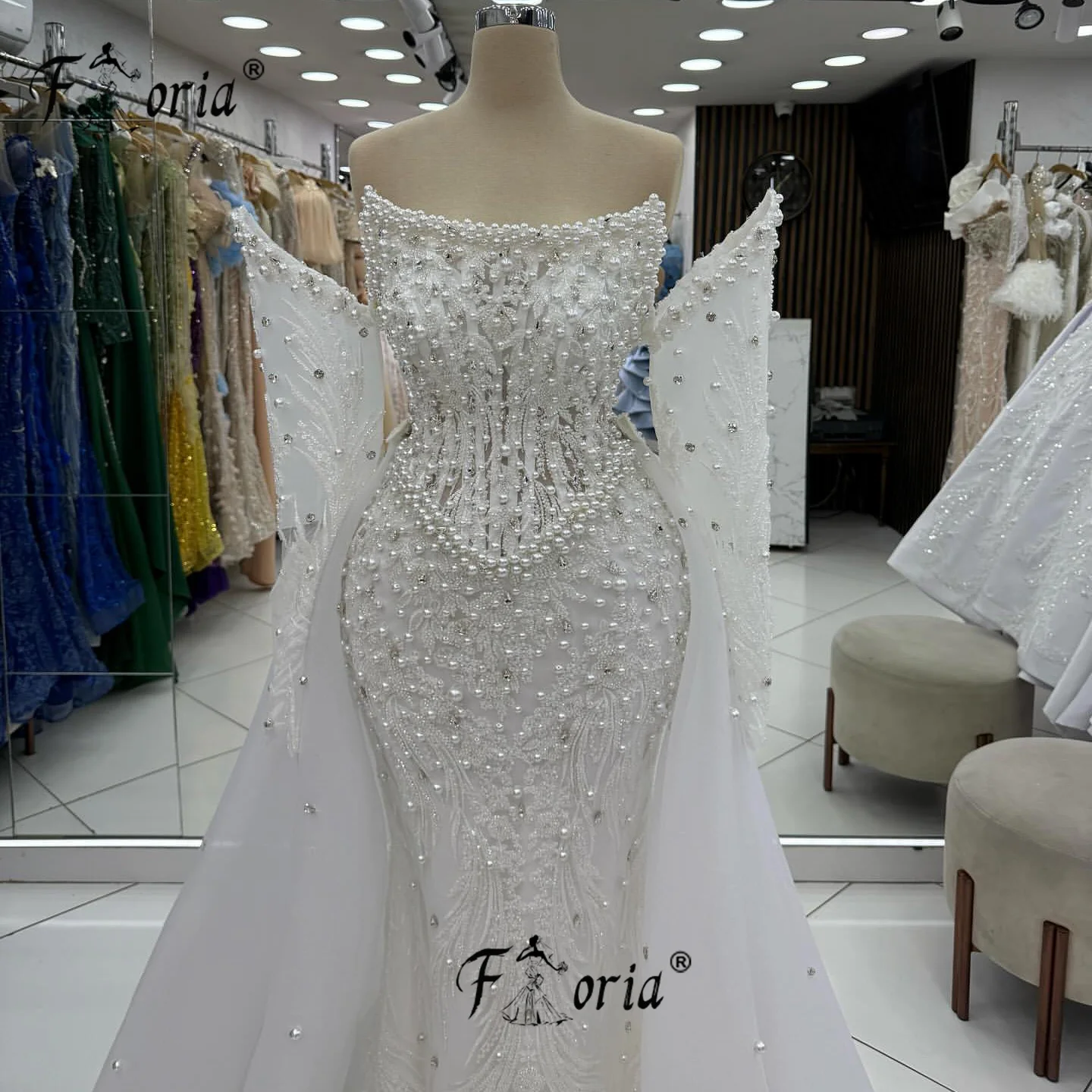 

Two Pieces White Dubai Women Celebrity Party Dress Pearl Crystal Appliques Mermaid Wedding Event Gown Customize Vestidos de gala