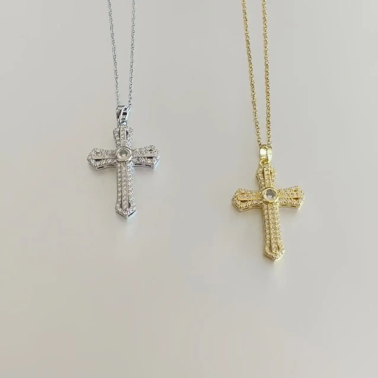 Exquisite jewelry cross row diamond cross-border zircon clavicle chain necklace women's fashion light luxury temperament