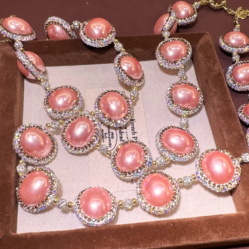 French retro natural Mapei pearl elegant high-end jewelry set, niche light luxury necklace bracelet earrings