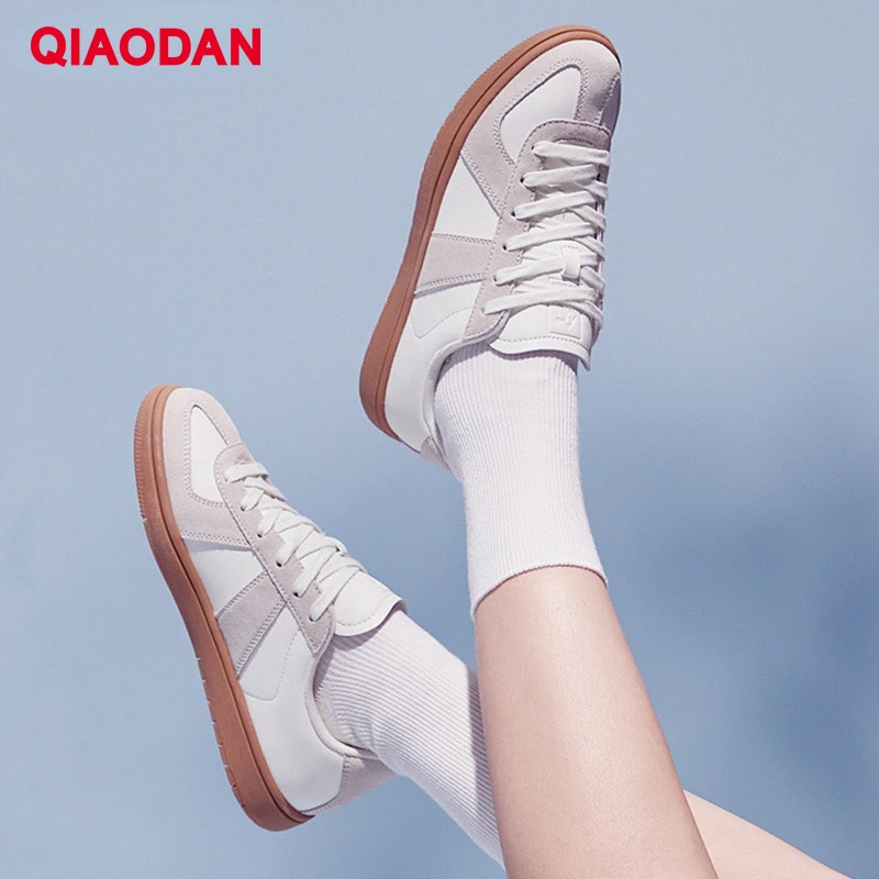 

QIAODAN Skateboarding Shoes Women 2023 Summer New Anti-slip Anti-Slippery Casual Walking Breathable Female Sneaker XM26230532F