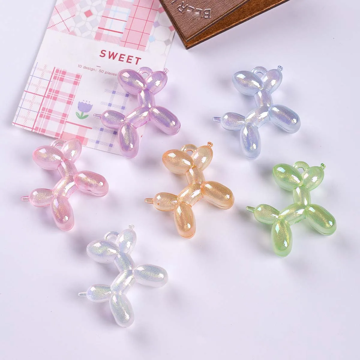 New Acrylic Color Plated Bead Sparkling Powder Balloon Dog Pendant Phone Chain Keychain Pendant Decoration DIY Accessories