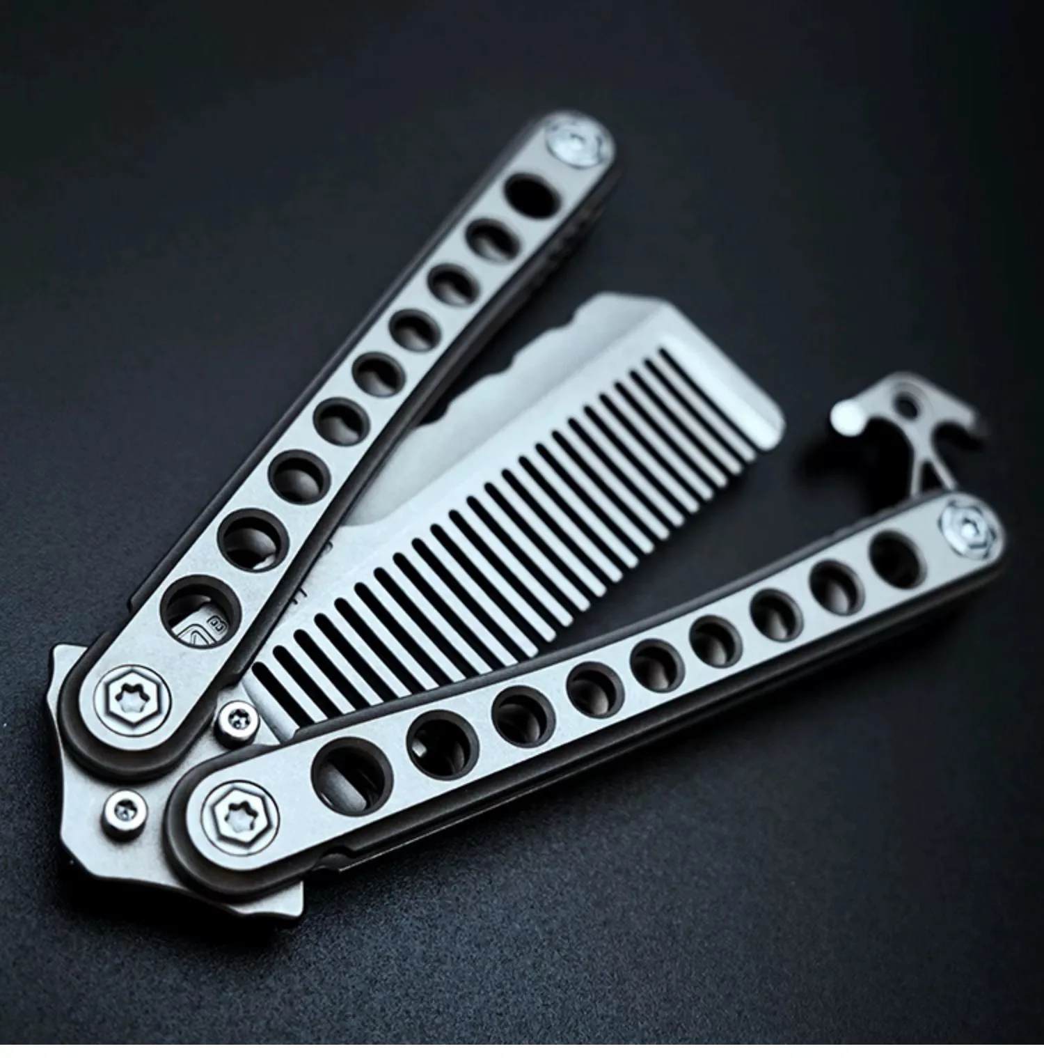 MOYEWORKS BALY 902 Titanium Alloy Comb Pretty Guys EDC Multifunctional Outdoor Camping supplies