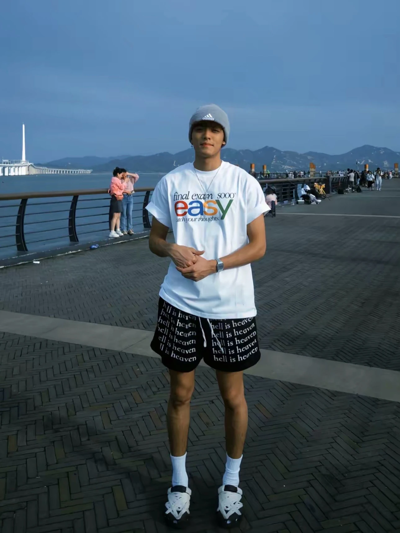 

Мужской баскетбольный спортивный спортивный фитнес-орты со шнурком и буквенным принтом, дышащий, американский, повседневный, летний, тонкий, свободный крой