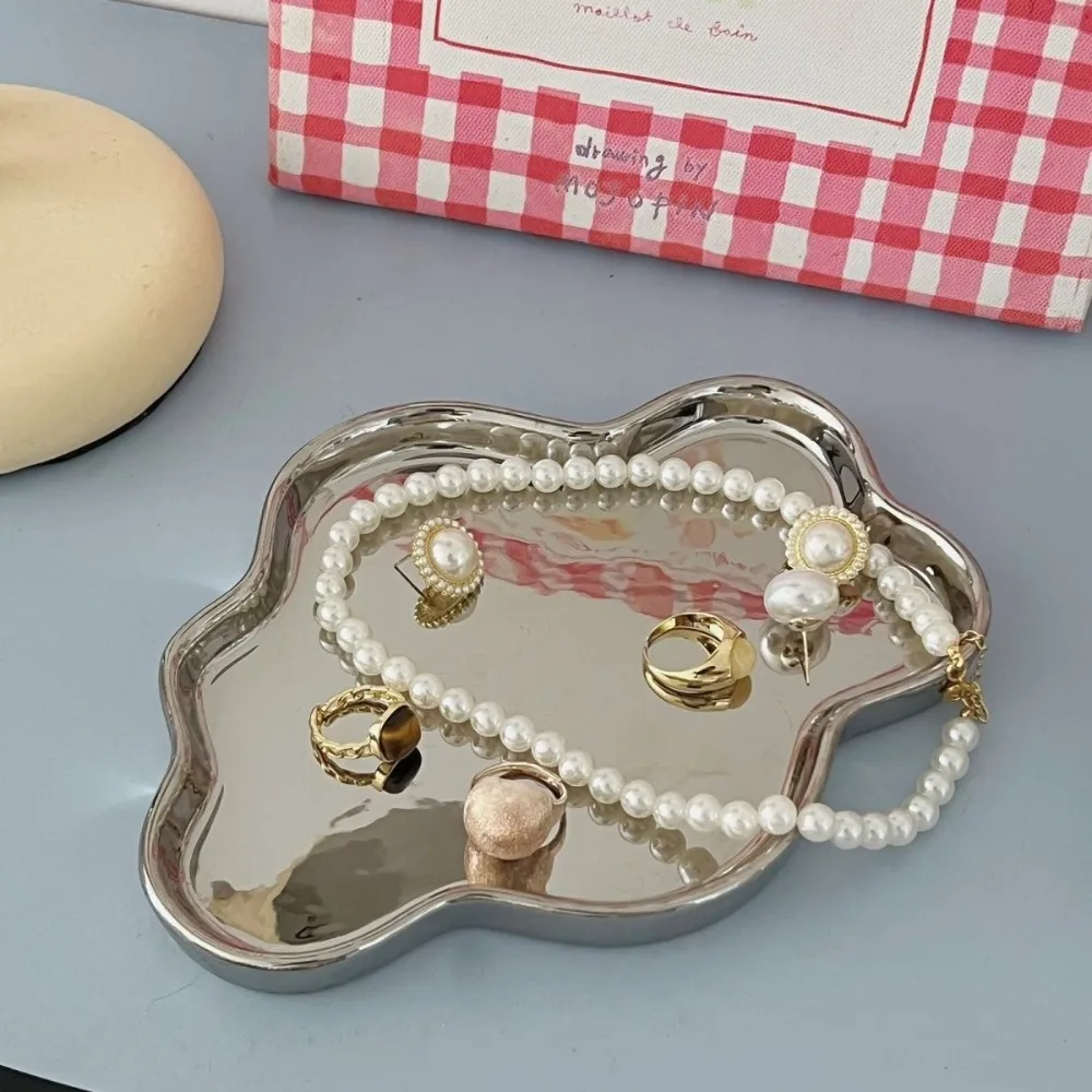 Nordic Electroplated Silver Ceramic High-legged Cloud Disk Jewelry Storage Tray Aromatherapy Tray Irregular Decorative Plate