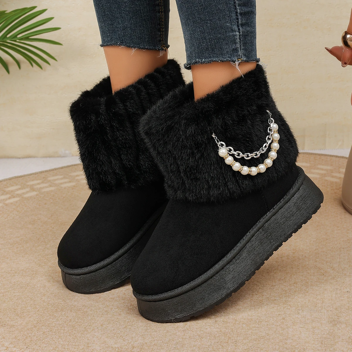 Women's Fleece-lined Thick-soled Snow Boots,one-piece Leather and Fur,2026 New Winter Style, Non-slip and Warm Plush Short Boots