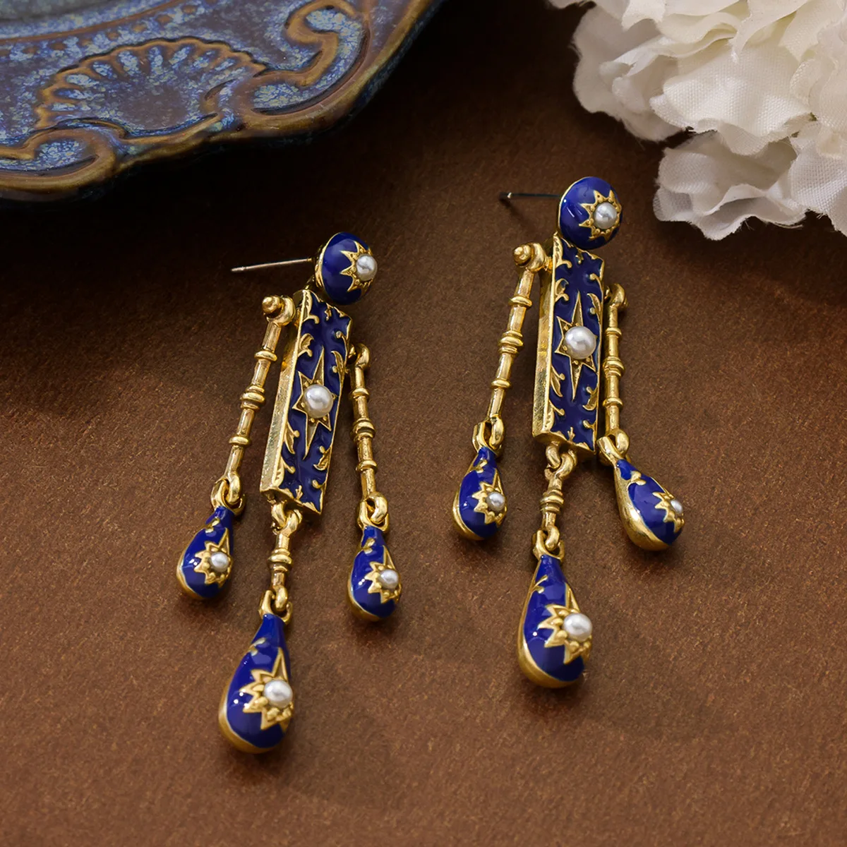 Retro Personalized Blue Eight-Pointed Star Pearl Tassel Earrings, Medieval Temperament, Fashionable Palace Style and Versatile