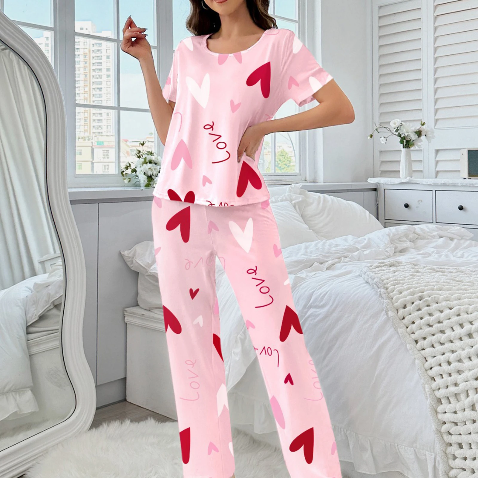 طقم بيجامات نسائي لعيد الحب مطبوع عليه قلب وأكمام قصيرة بلوزات وسراويل مكونة من قطعتين ملابس للاستلقاء #4