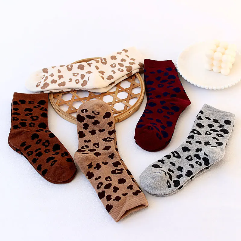 Women Socks Retro Leopard Print Cotton Terry Thick Winter Warm Sock Cotton Girl Gift Funny Kawaii Cute Sox calcetines mujer Sox