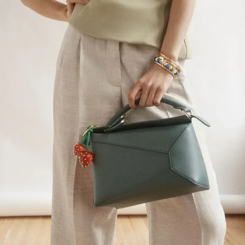 Oliven-Erdbeer-Schlüsselanhänger Kawaii Frucht-Charm-Anhänger für Taschen Niedlicher Legierungs-Schlüsselanhänger Mädchen Geburtstagsgeschenk Taschenzubehör – Detail 3