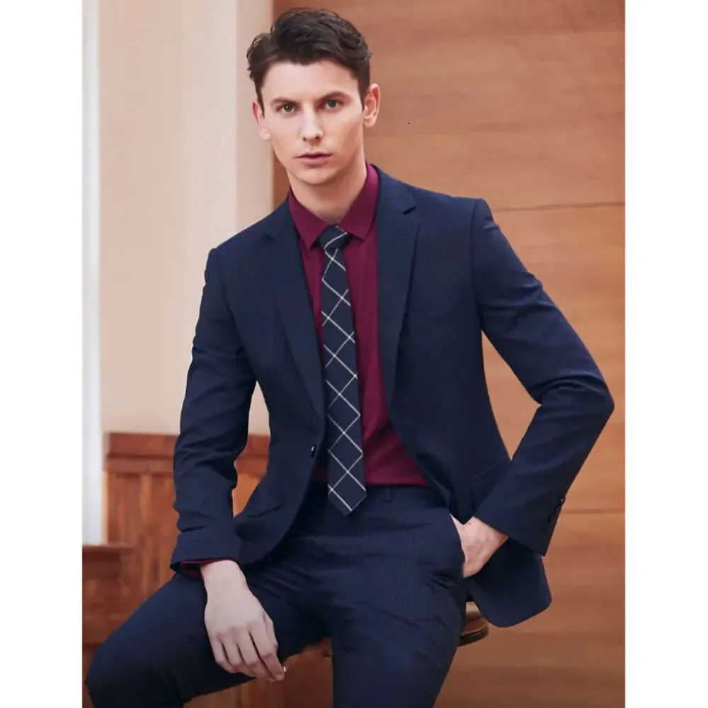 

Wedding Pinstripe Suits Pieces Two Peaked Men Handsome Lapel Groom Tuxedos Back Vent Jacket Groomsmen Businessmen Suit smen