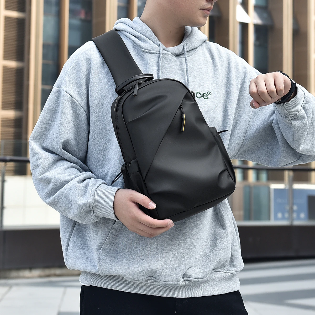 Fashion Trend Cool Dating Crossbody Leisure Men Party Small Multi-function Casual Boys Chest Bags With Big Pockets For Work