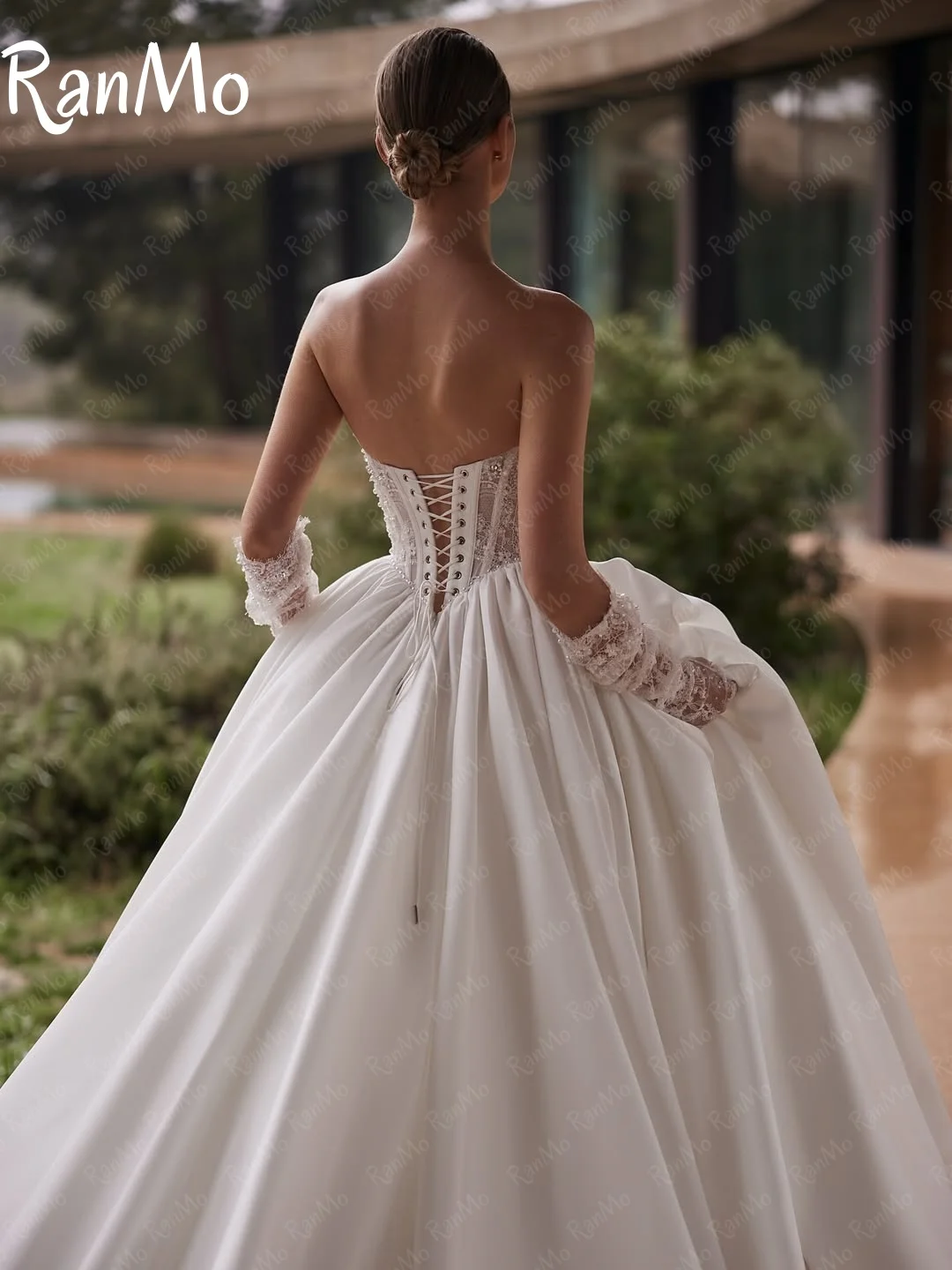 Ranmo Simple Boat Neck Wedding Dresses A Line Sleeveless Appliques Satin Bride Gowns Sweep Train Vestidos De Novhe Customised