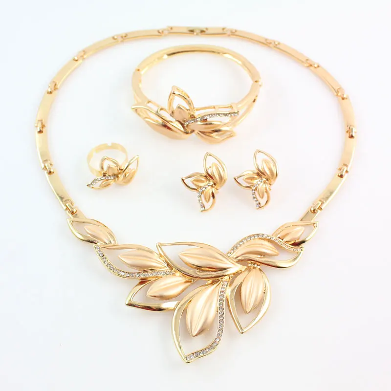 African Jewelry Vintage Jewelry Gold Color Leaf Shape Necklace Set Fashion Wedding Elegant Costume Jewelry Set