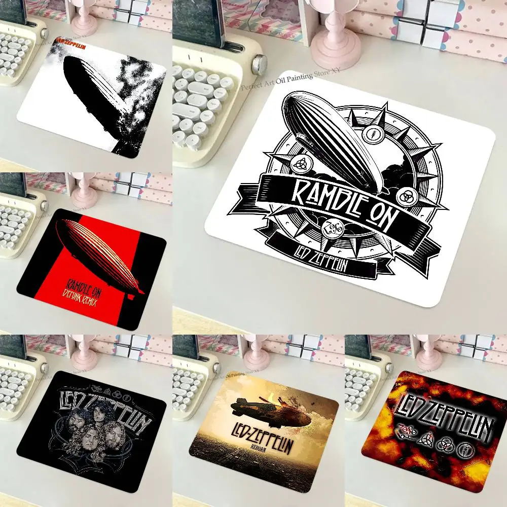 Band L-Led Z-Zeppelin Anime Mousepad Small LockEdge Mouse Pad For Gamers Computer Desk Pad Rectangular Anti-slip Rubber