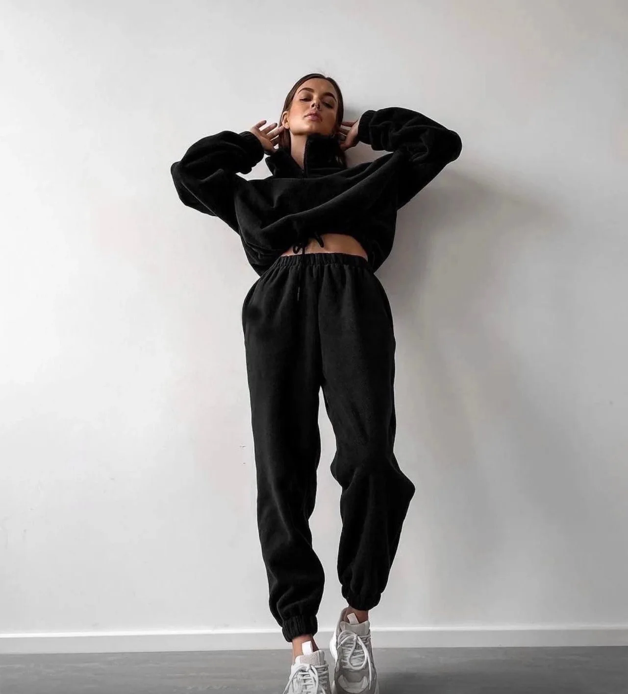 Women Warm New Suits Autumn Winter Casual Tracksuit Women Lambhair Crop Top Sweatpants 2 Pieces Set Sports Pullover 2023