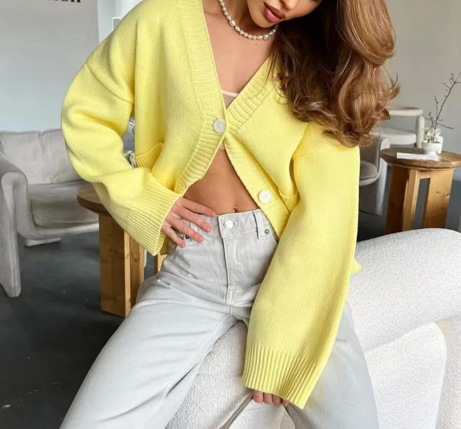 V-neck Pocket Knitted Cardigan 2025 Autumn and Winter New Loose and Lazy Design Sweater Jacket for Women