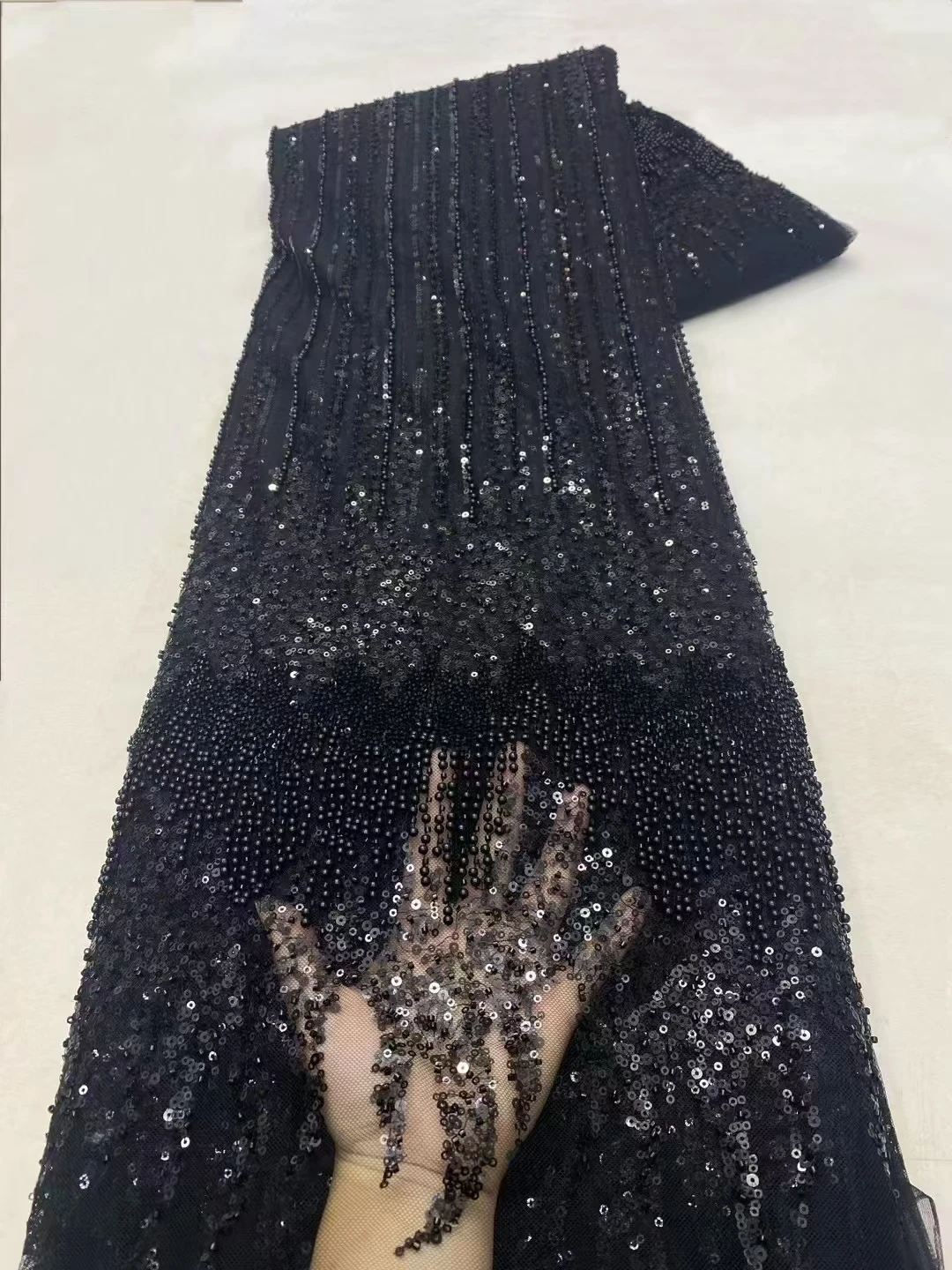 

2025 High Quality Heavy Beads African Lace Fabric Sequins Beaded French Nigerian Lace Fabric For Women Wedding Dress LXX25109